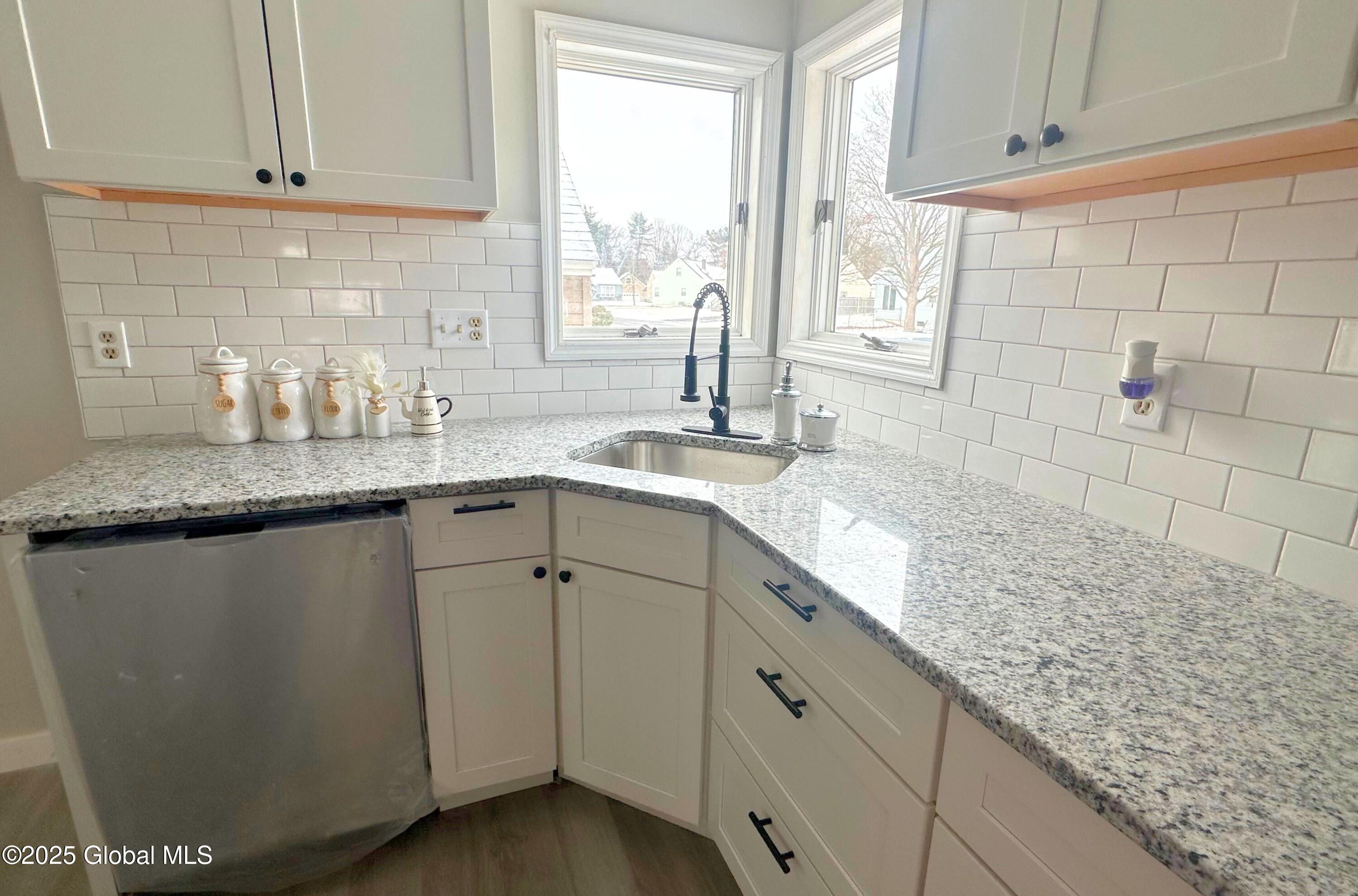 26 Circle Drive, South Glens Falls, New York image 17