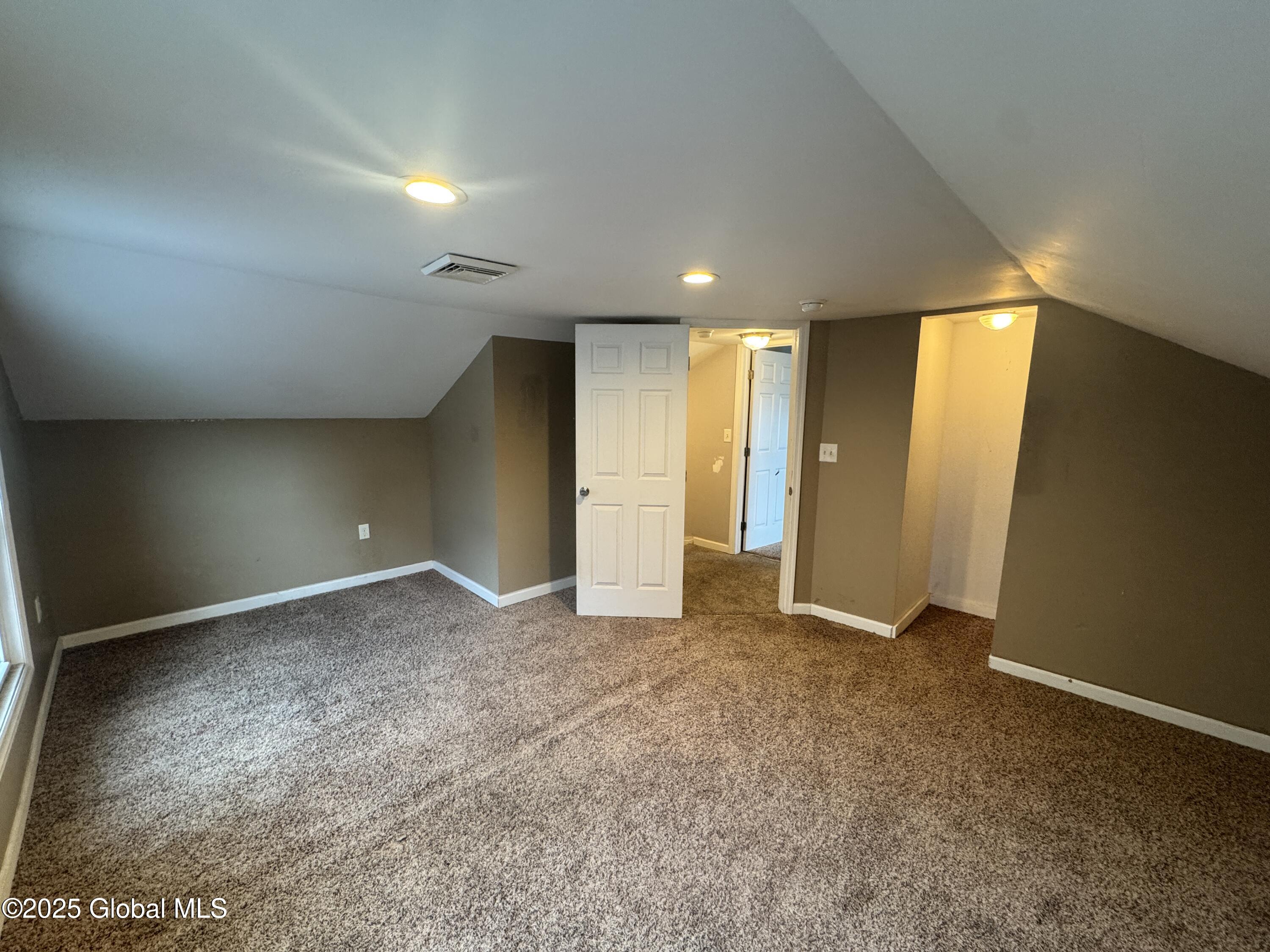 54 Sargent Street, Cohoes, New York image 14