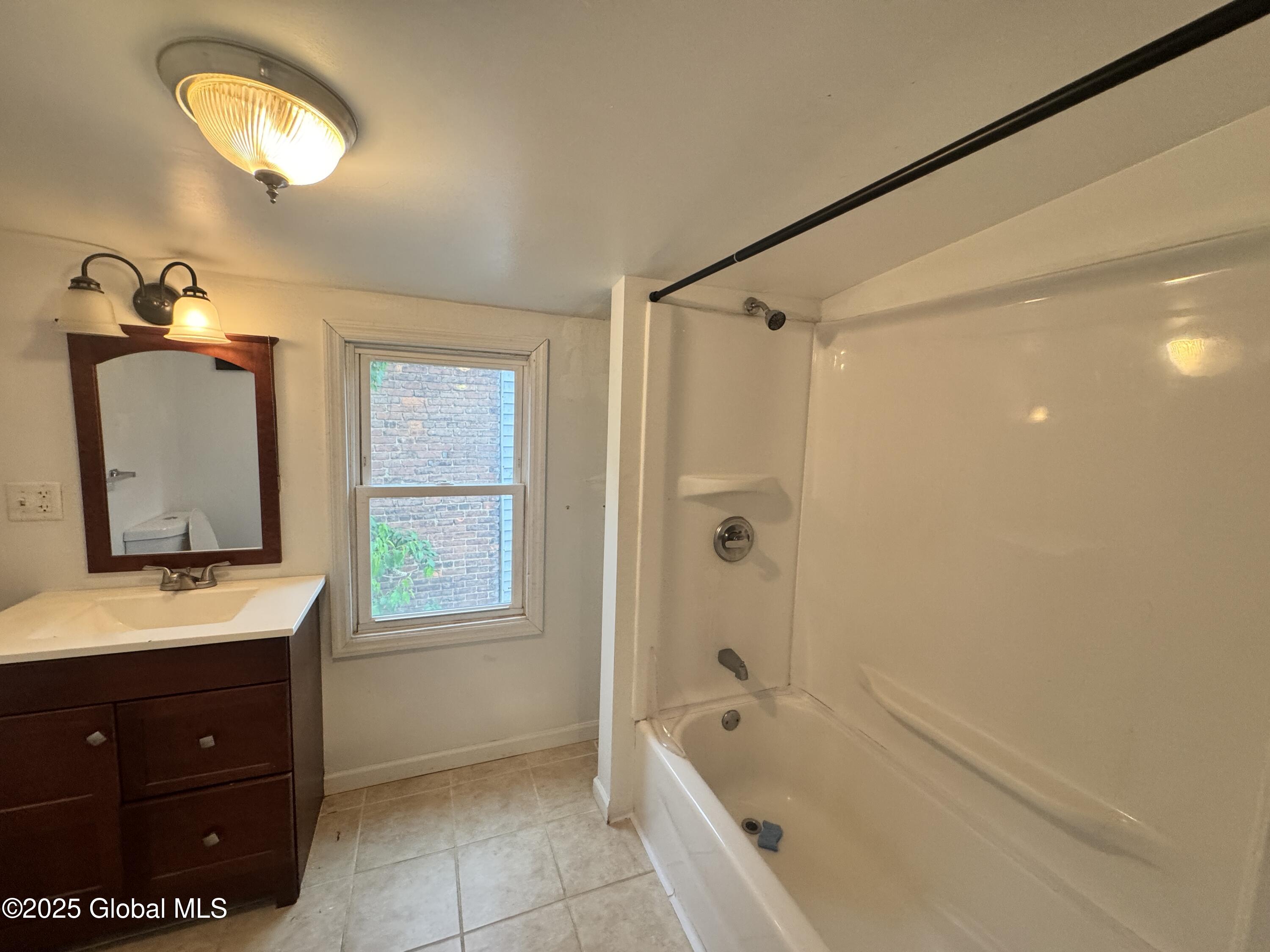54 Sargent Street, Cohoes, New York image 16