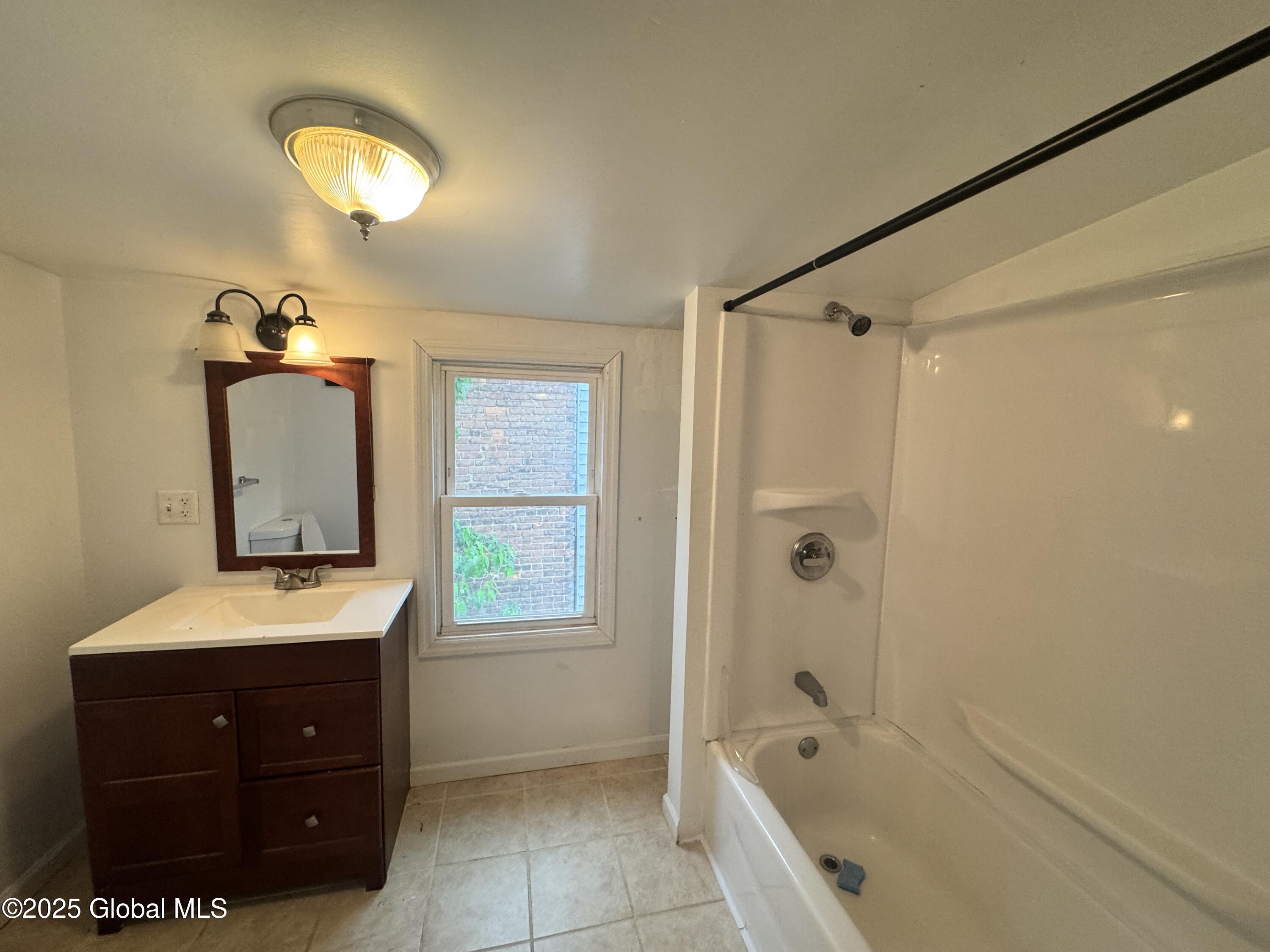 54 Sargent Street, Cohoes, New York image 15