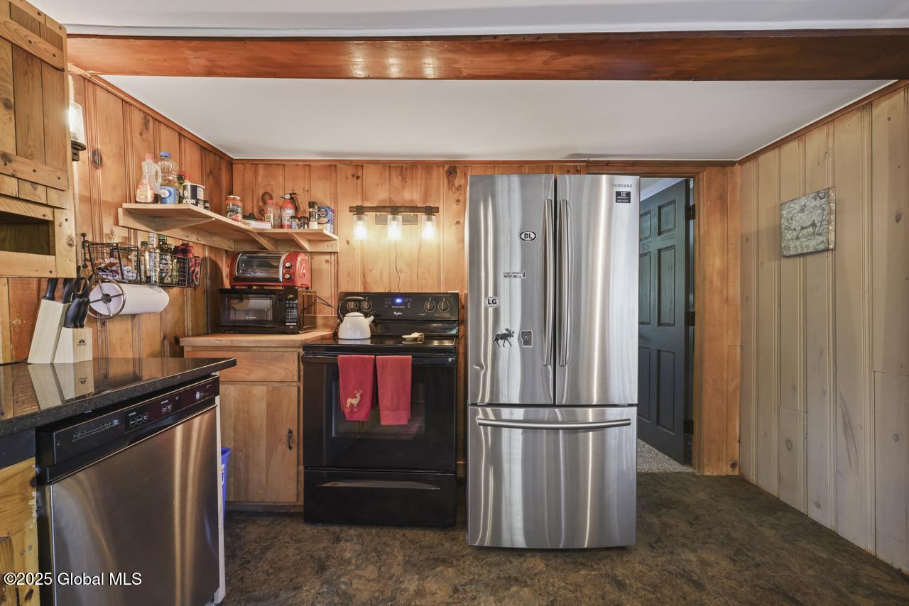 511 Federal Hill Road, Bolton Landing, New York image 5