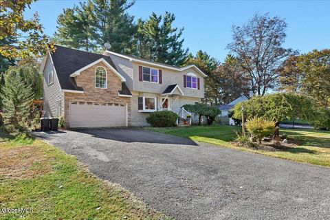 Photo of 3 Ann Drive, Guilderland, NY 12303 (MLS # 202527849)