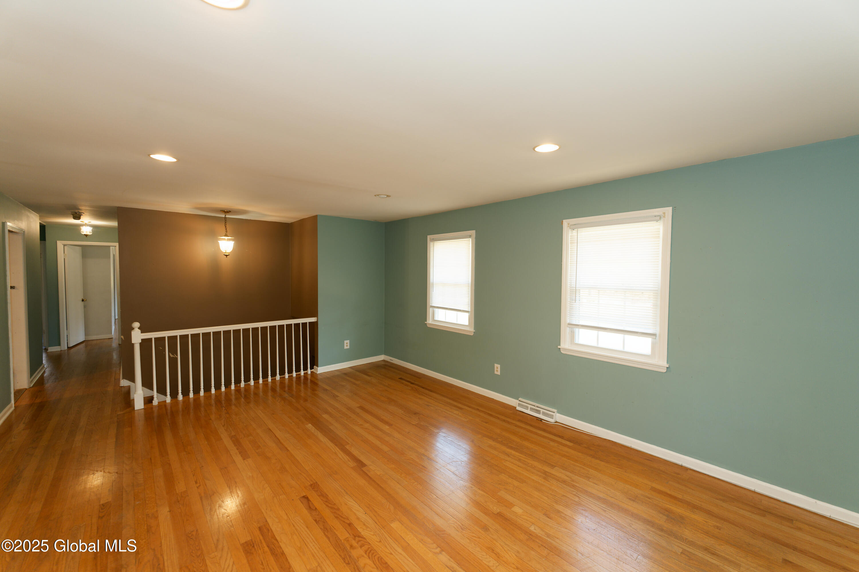 1 Schuyler Hills Road, Loudonville, New York image 16