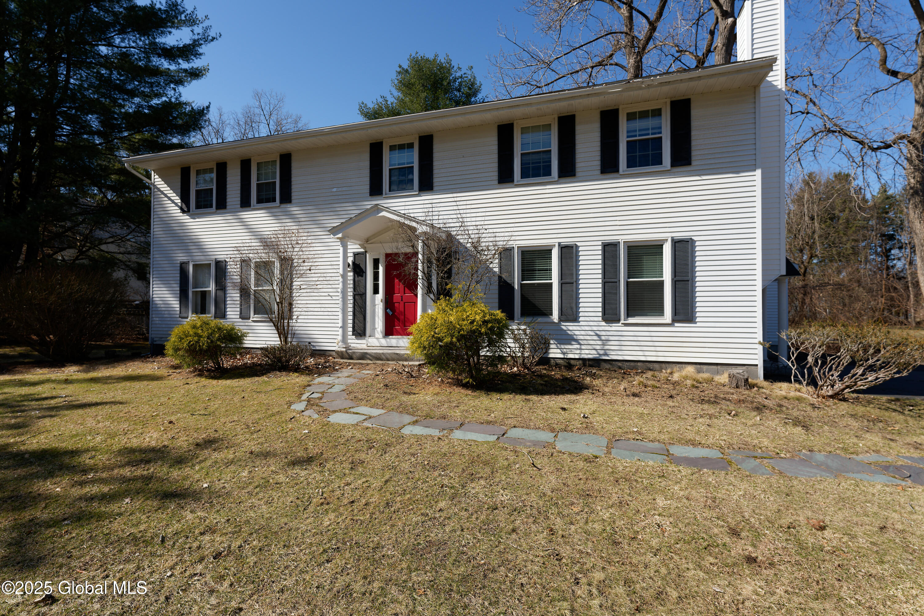 1 Schuyler Hills Road, Loudonville, New York image 3