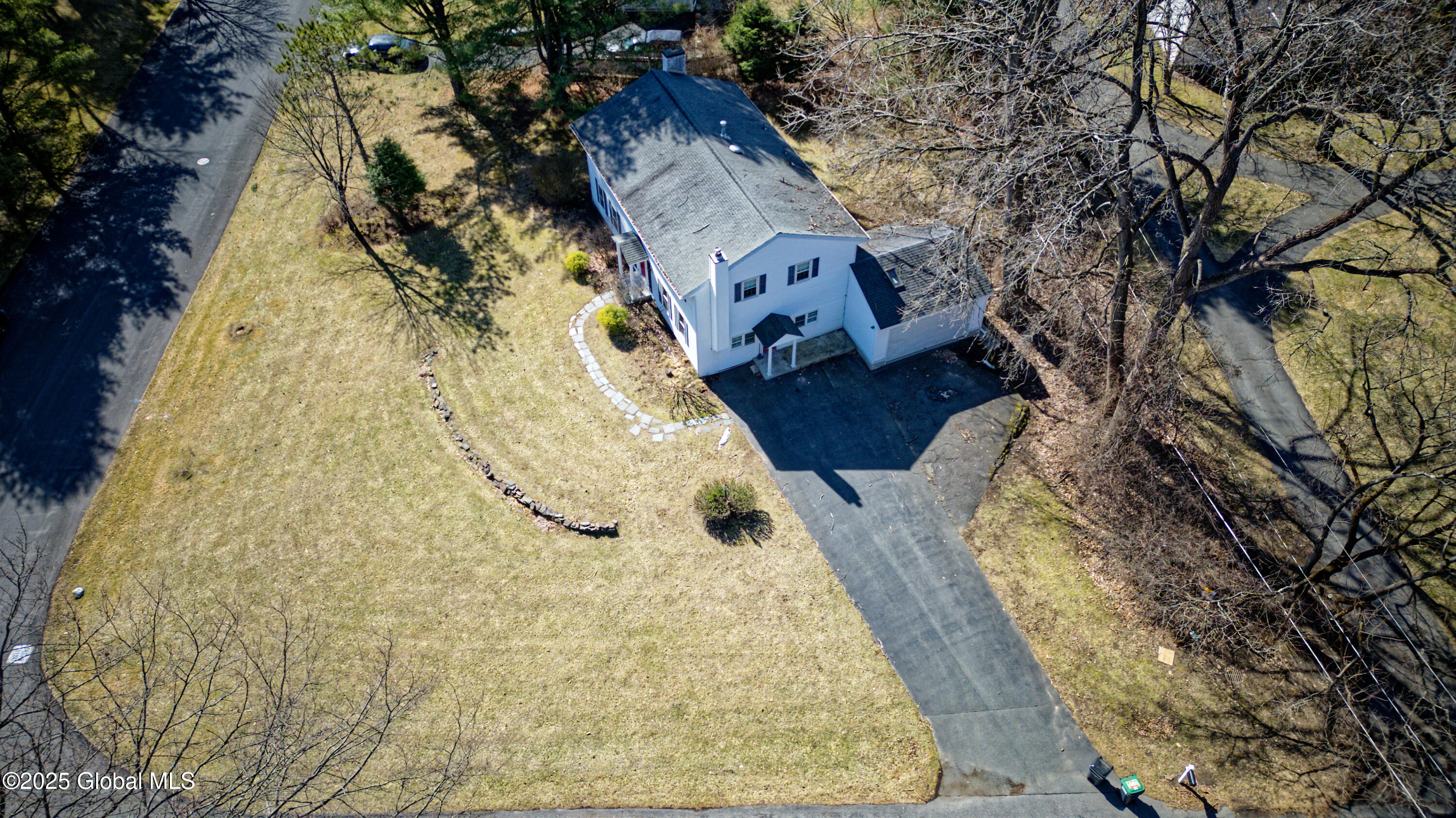 1 Schuyler Hills Road, Loudonville, New York image 44