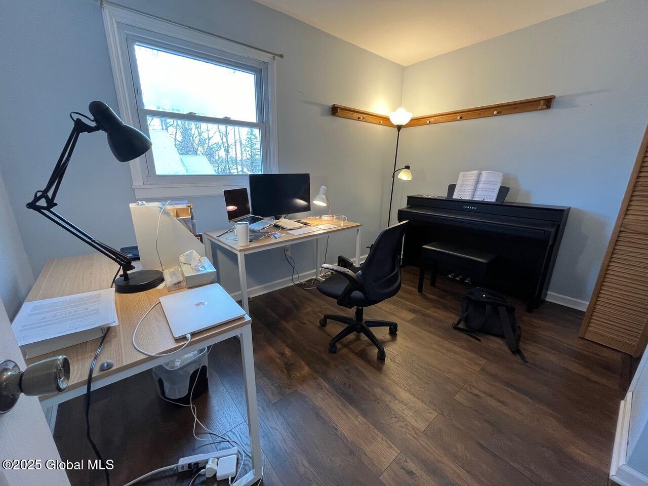 Troy, New York 12180, United States, 3 Bedrooms Bedrooms, ,1 BathroomBathrooms,Residential,Active,99111