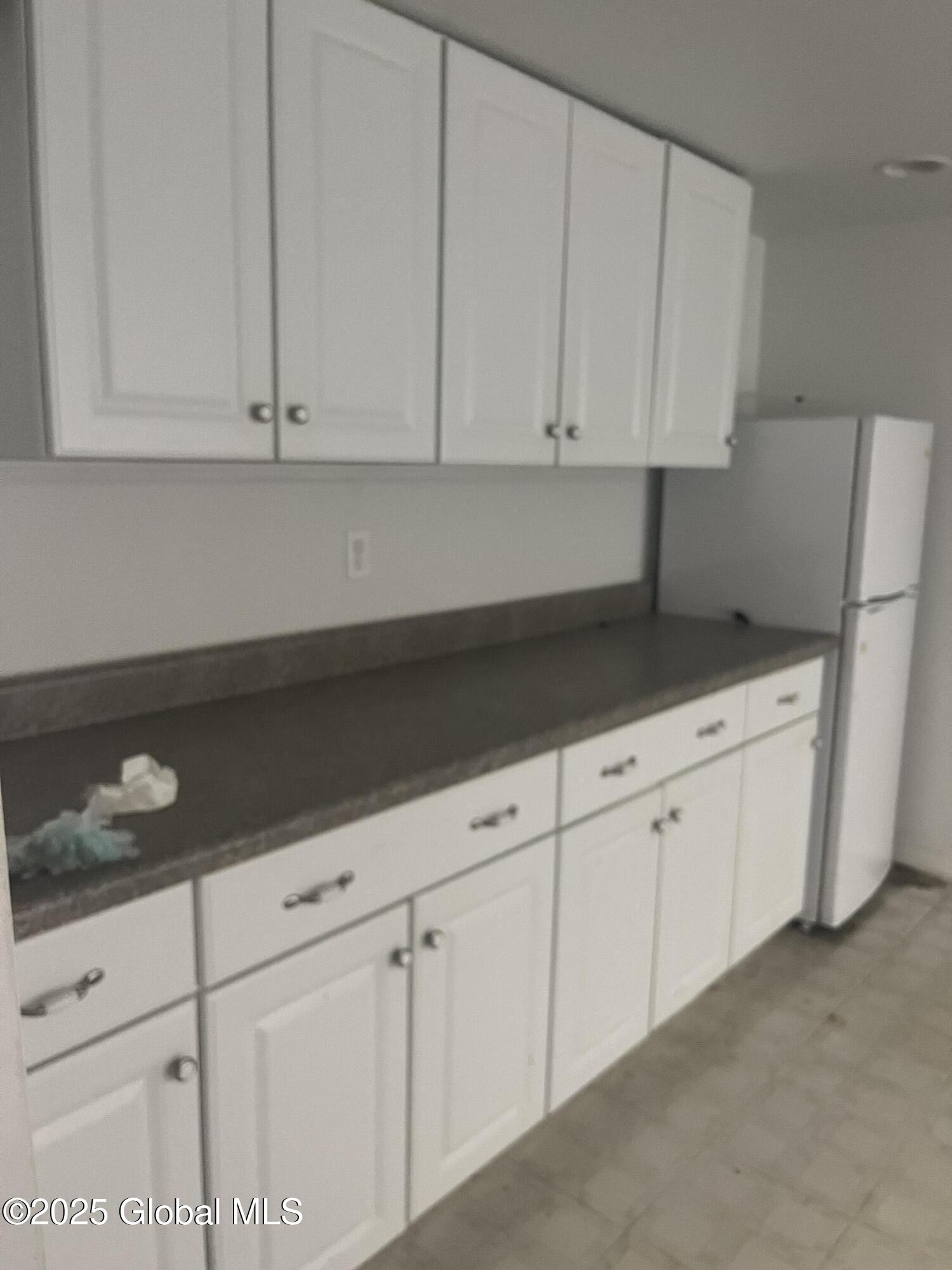 Troy, New York 12180, United States, 3 Bedrooms Bedrooms, ,1 BathroomBathrooms,Residential,Active,99111