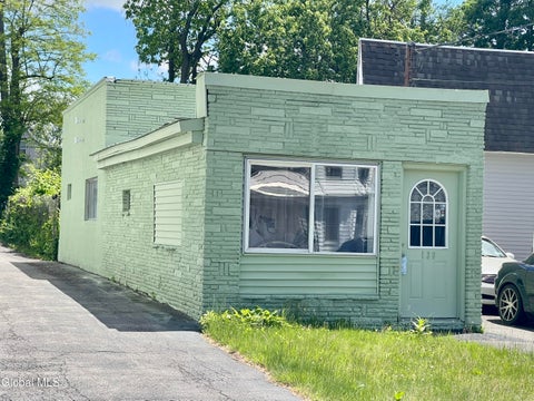 Photo of 130 McClellan Street, Schenectady, NY 12304 (MLS # 202618574)