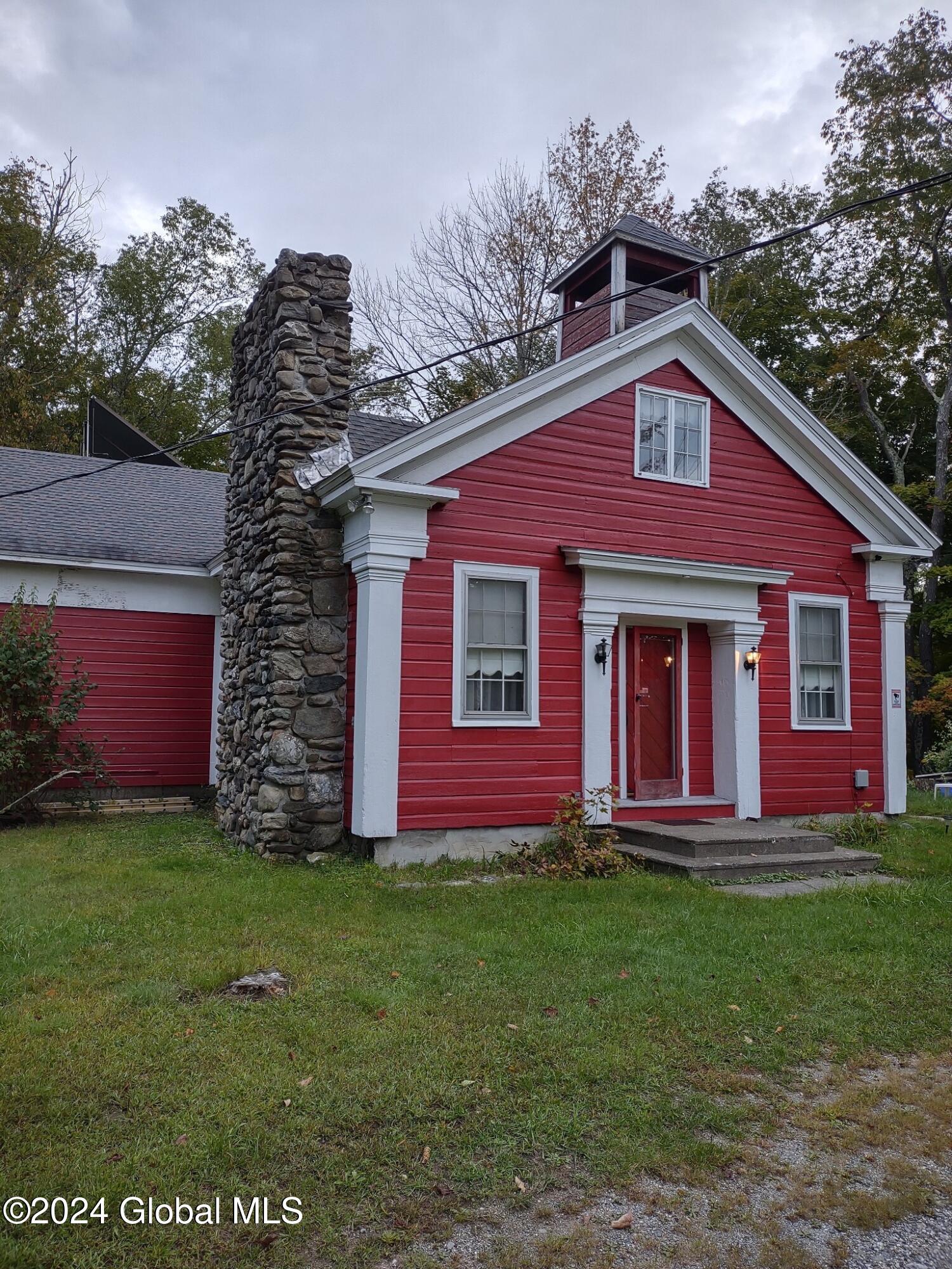 1590 Garfield Road, Stephentown, New York image 1