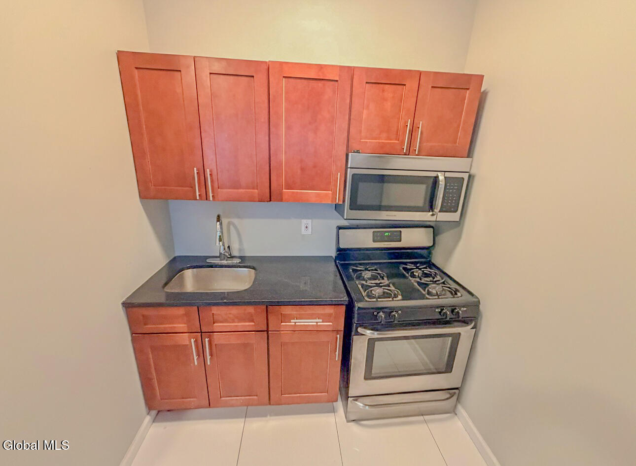 81 Ten Broeck Street