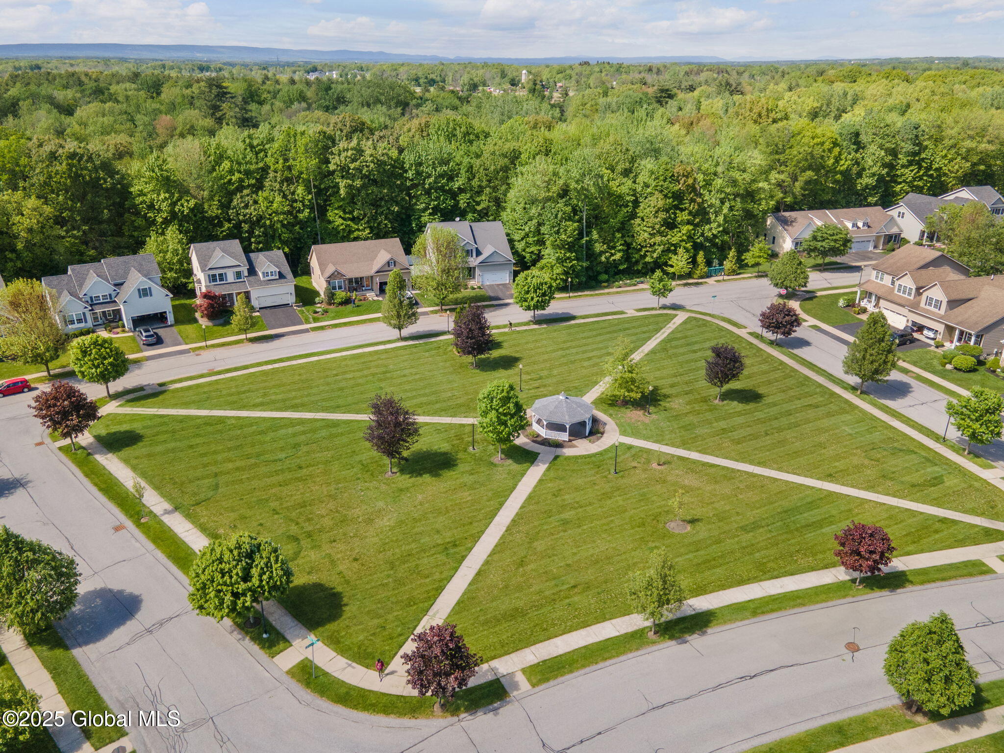 30 Sycamore Street, Ballston Lake, New York image 49
