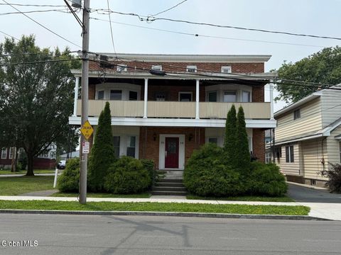 Photo of 34-36 Sparkill Avenue #2F, Albany, NY 12209 (MLS # 202616693)