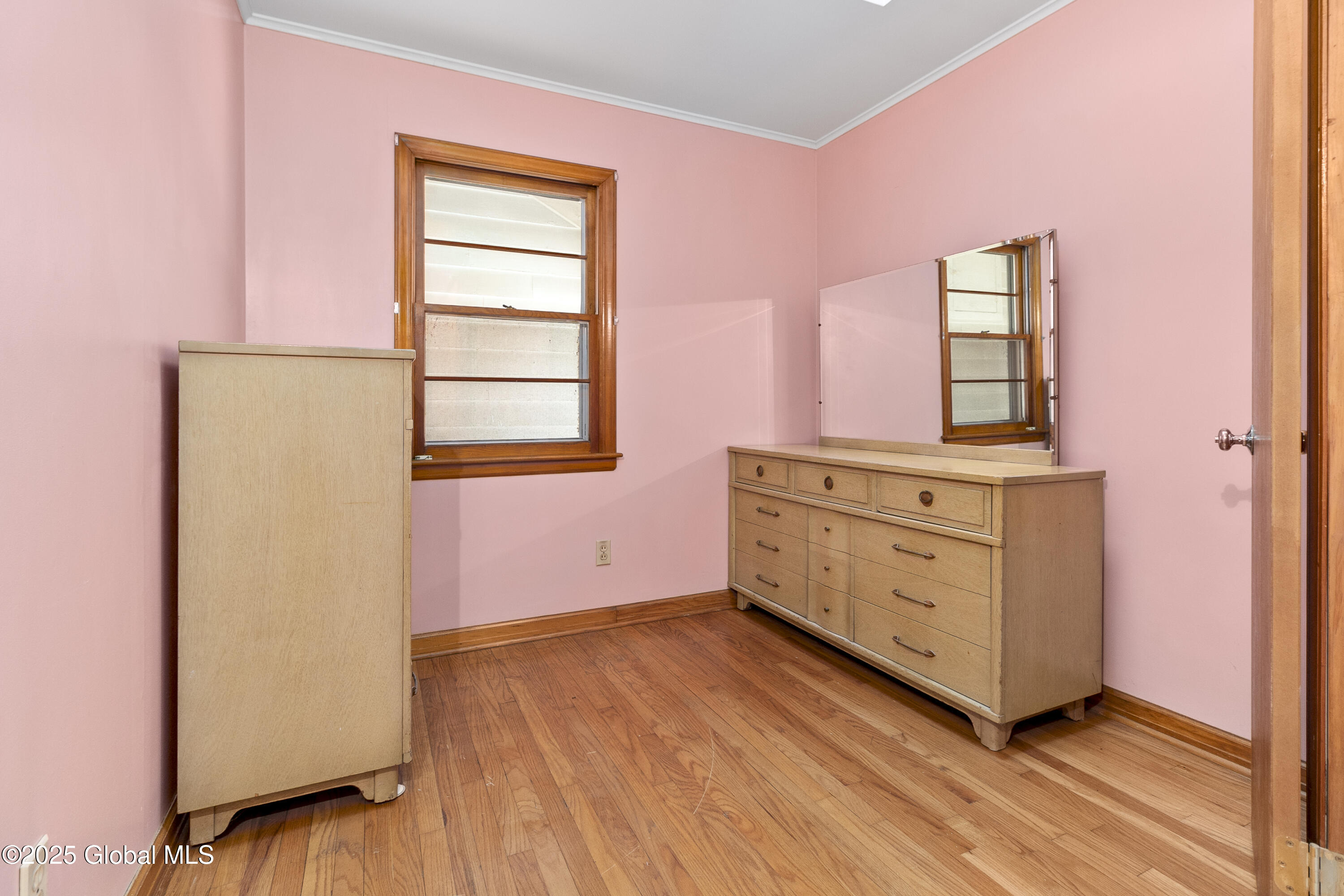83 Fenwick Avenue, Schenectady, New York image 12