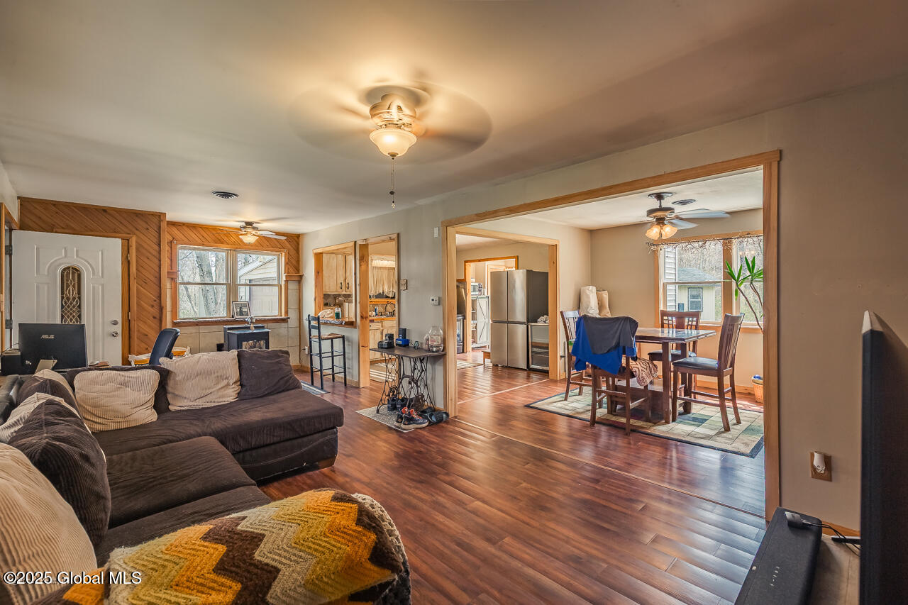 189 Burdick Road, Gloversville, New York image 10