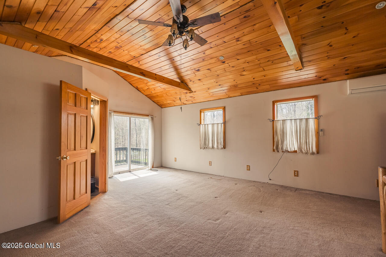 189 Burdick Road, Gloversville, New York image 16