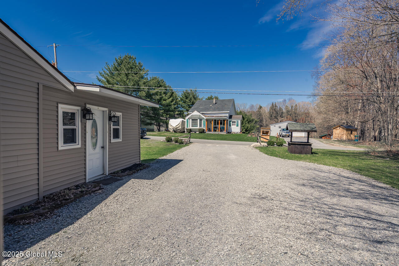 189 Burdick Road, Gloversville, New York image 35
