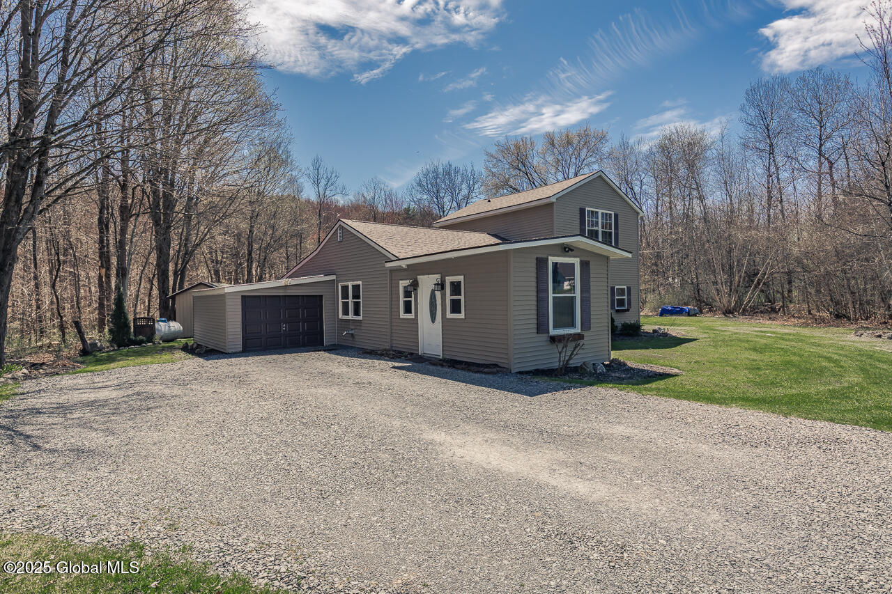 189 Burdick Road, Gloversville, New York image 33