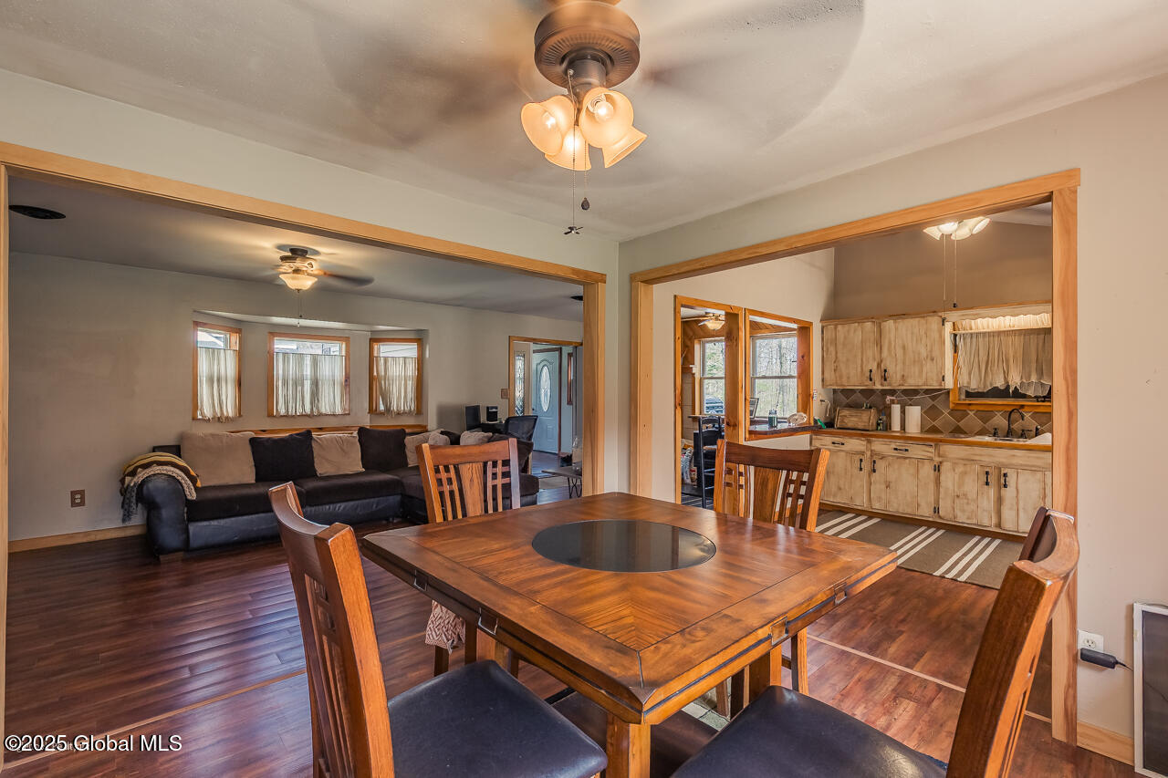 189 Burdick Road, Gloversville, New York image 7