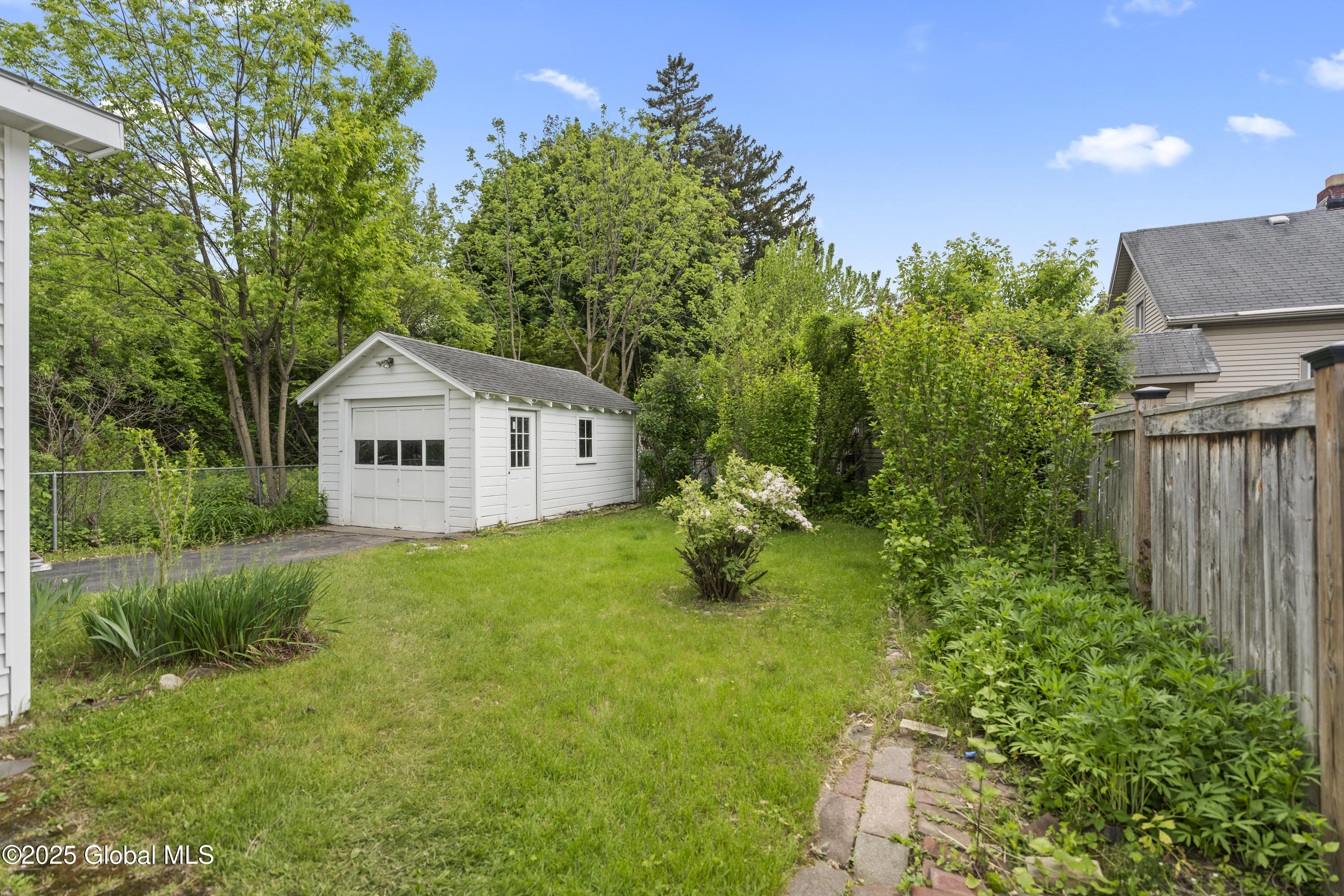 109 Vley Road, Scotia, New York image 3