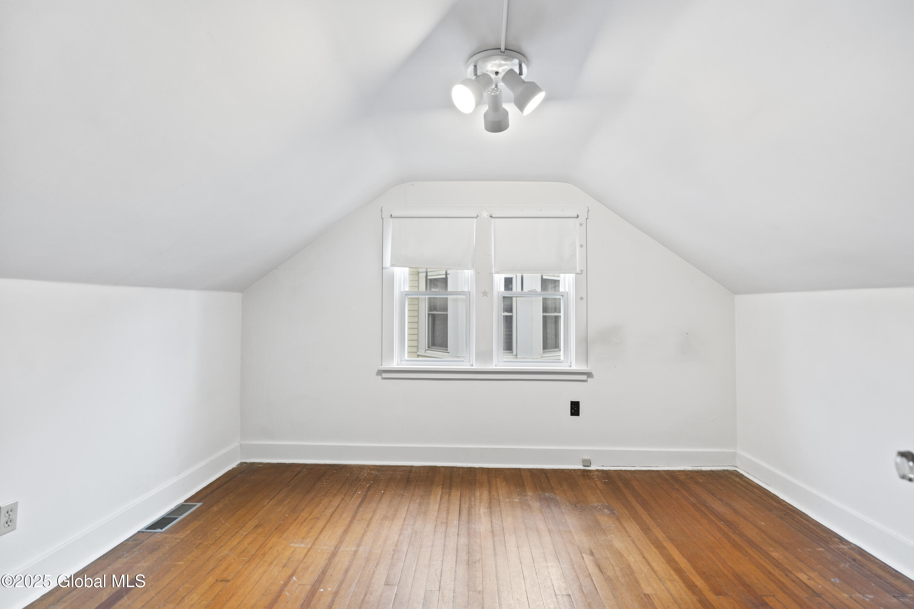 109 Vley Road, Scotia, New York image 24