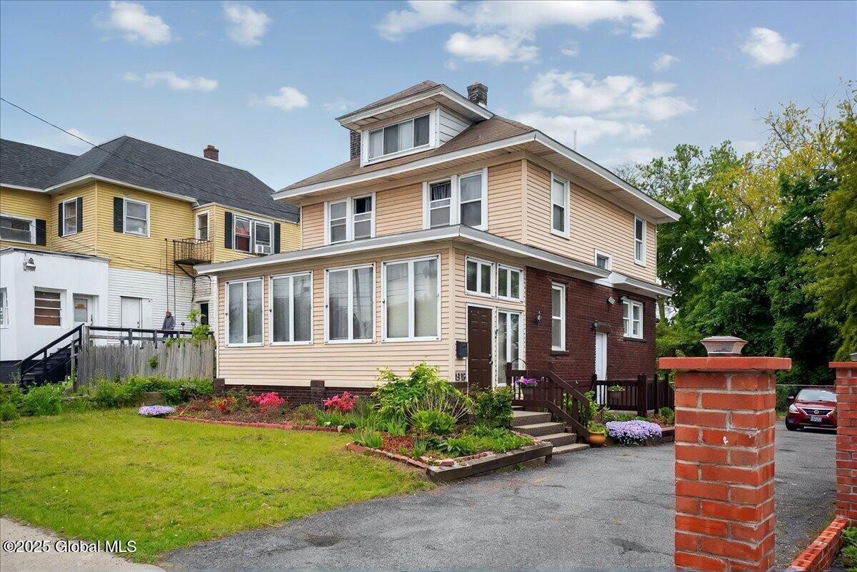 1576 State Street, Schenectady, New York image 3