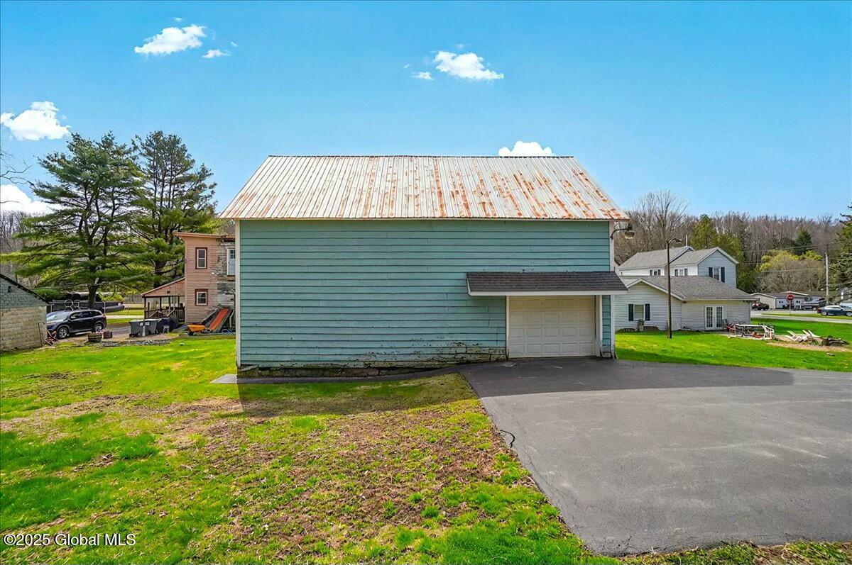 127 Harrower Lane, Amsterdam, New York image 31