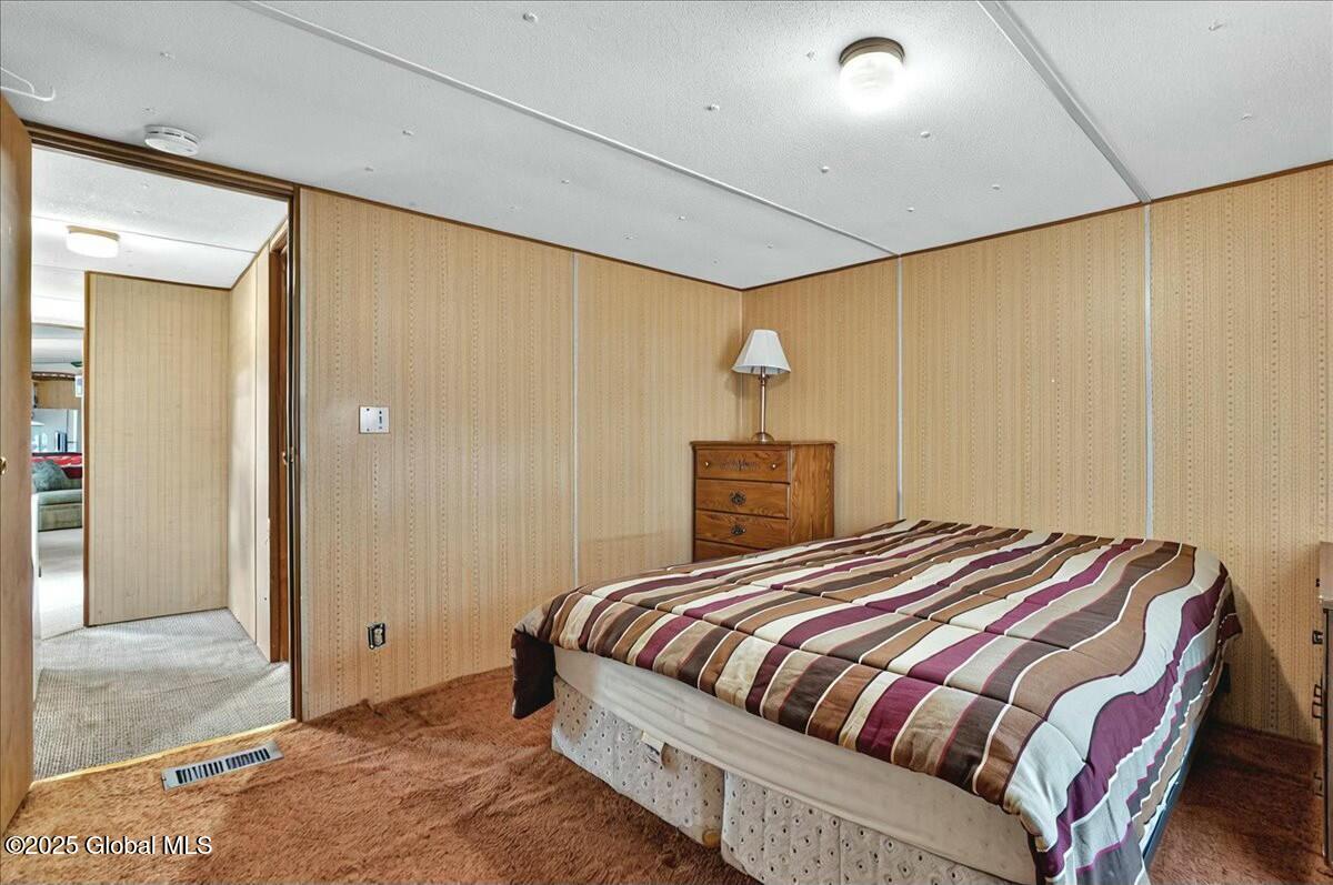 127 Harrower Lane, Amsterdam, New York image 20