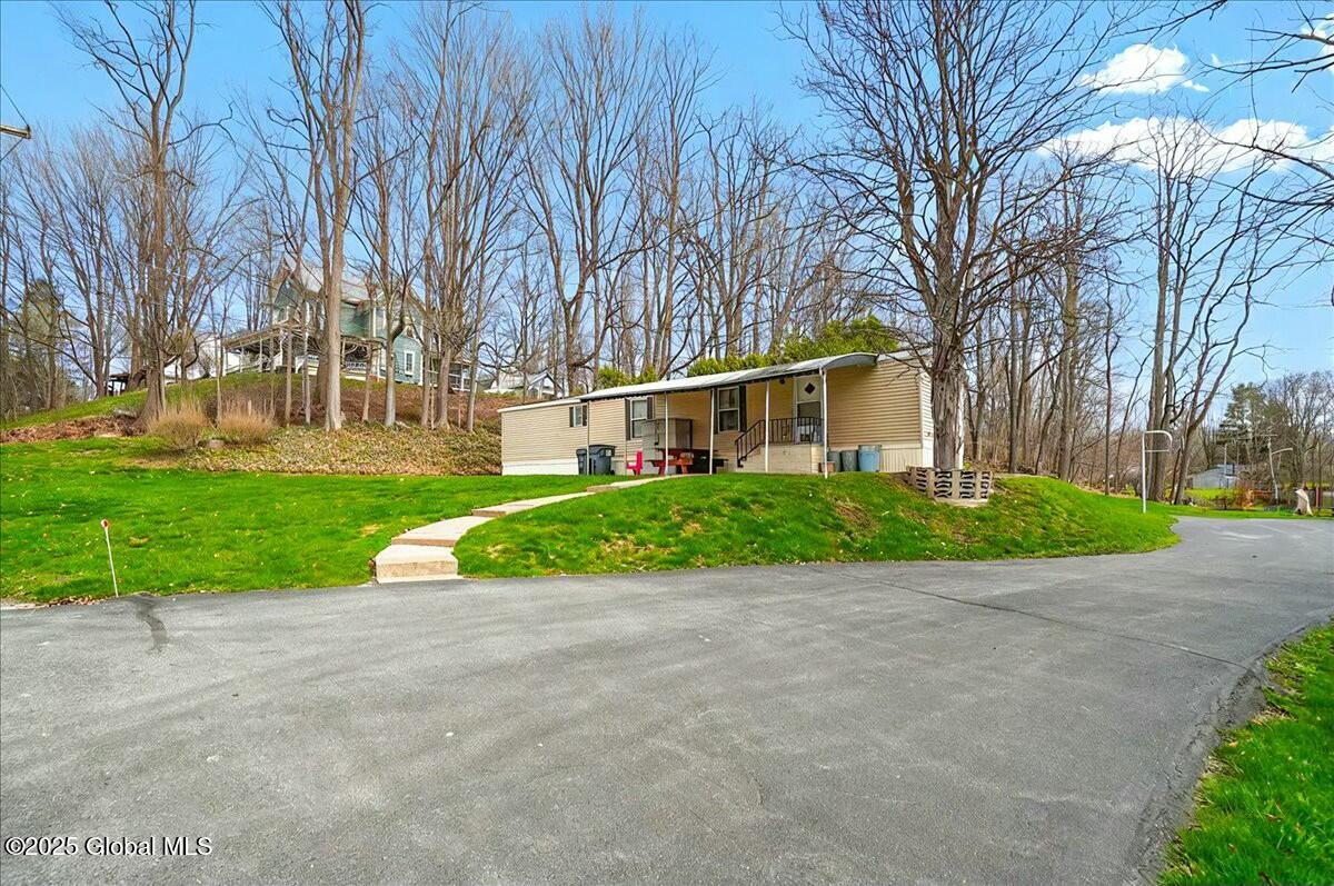 127 Harrower Lane, Amsterdam, New York image 7