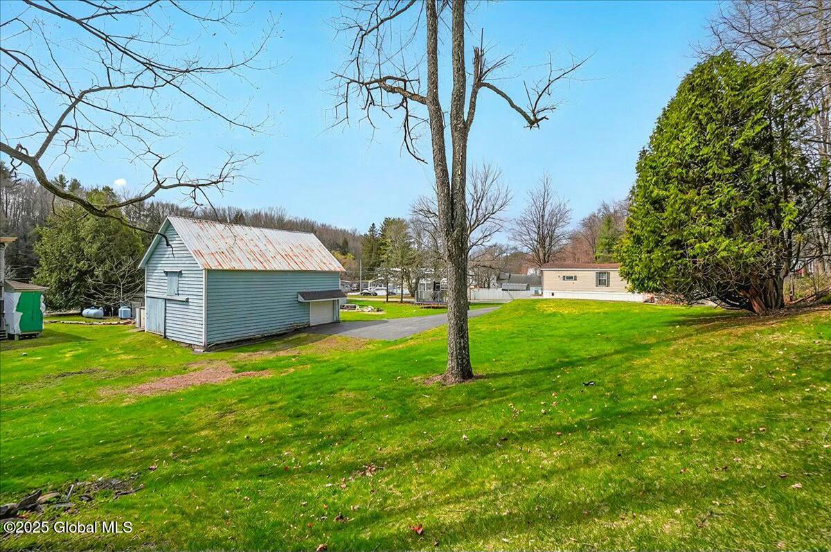 127 Harrower Lane, Amsterdam, New York image 35