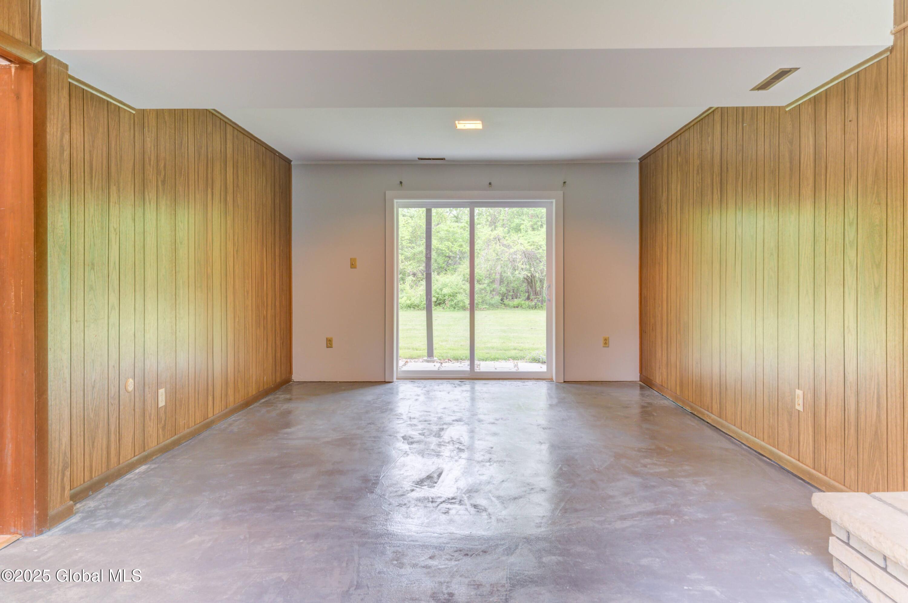 1 Rivercrest Drive, Rexford, New York image 30