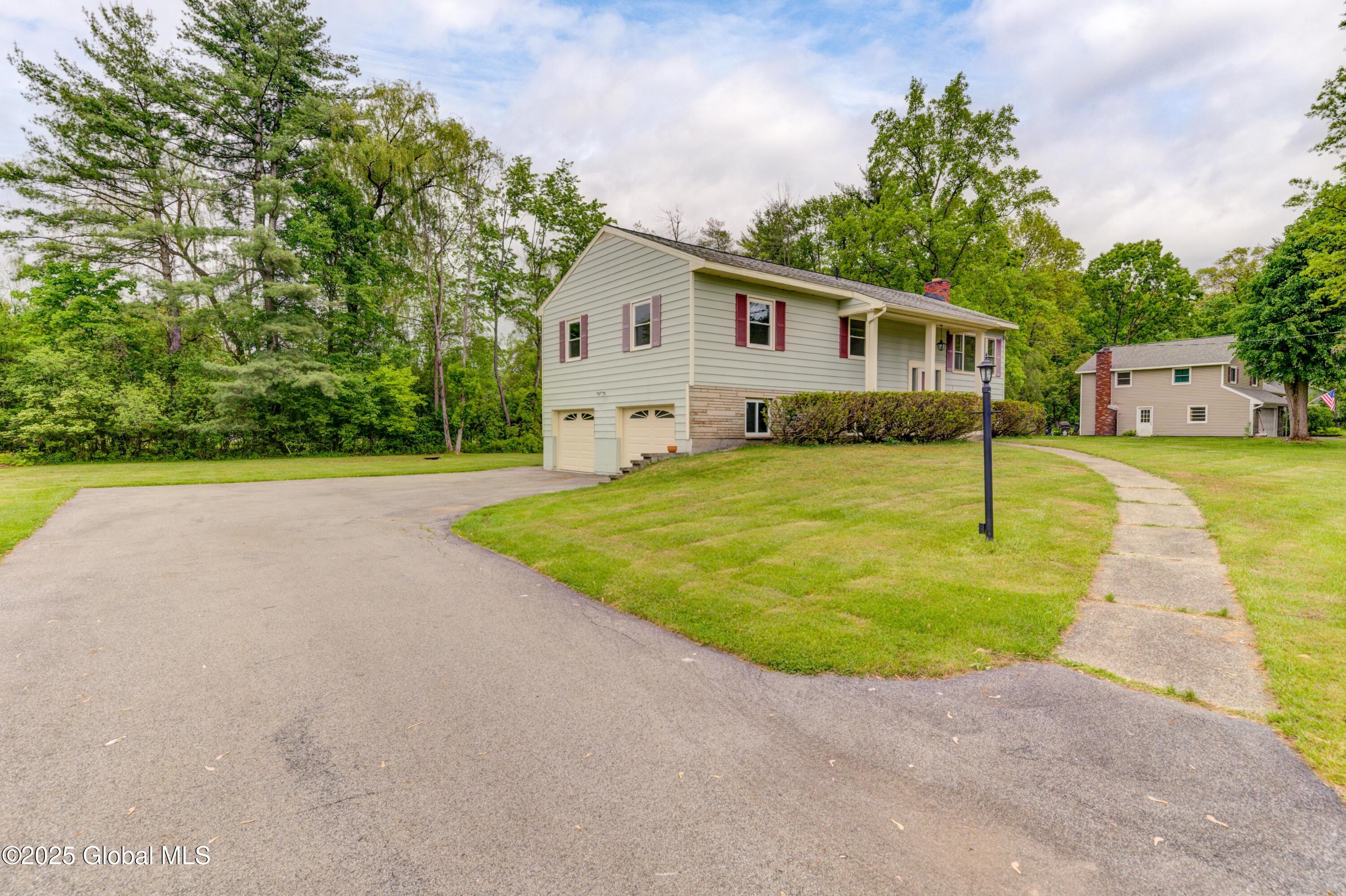 1 Rivercrest Drive, Rexford, New York image 2
