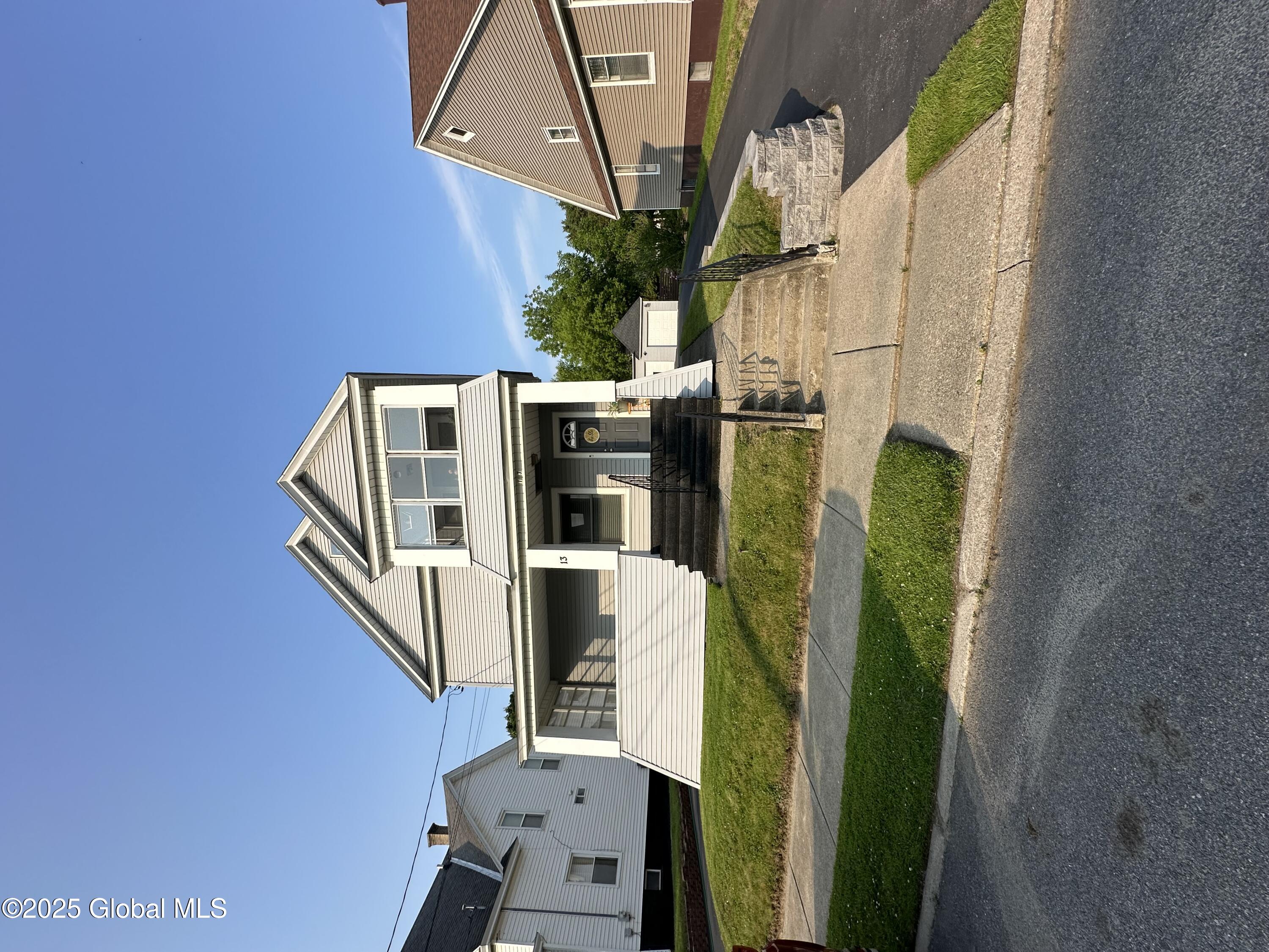 13 Hawk Street, Amsterdam, New York image 37