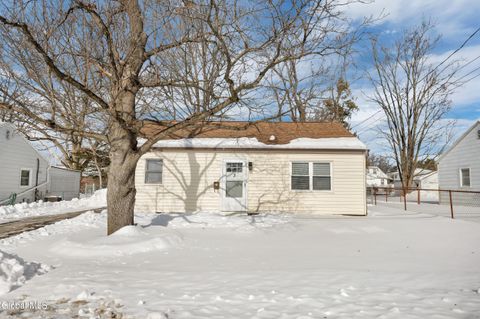 Photo of 3 Miracle Lane, Albany, NY 12211 (MLS # 202611861)