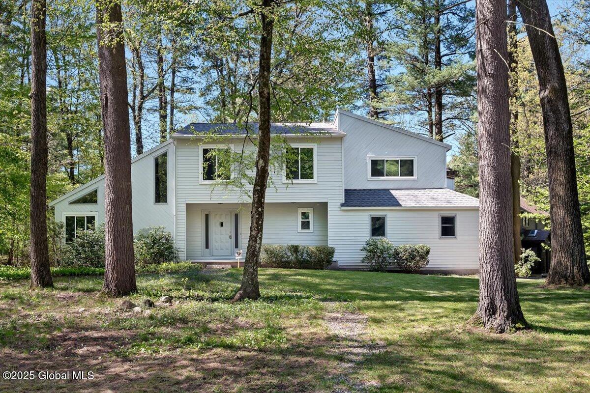 15 Westcrest Drive, Clifton Park, New York image 2
