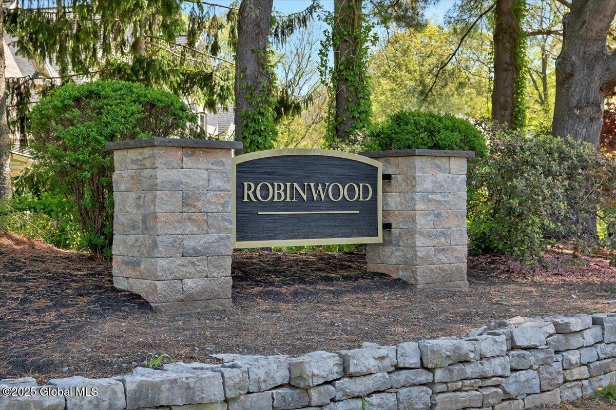 15 Westcrest Drive, Clifton Park, New York image 35