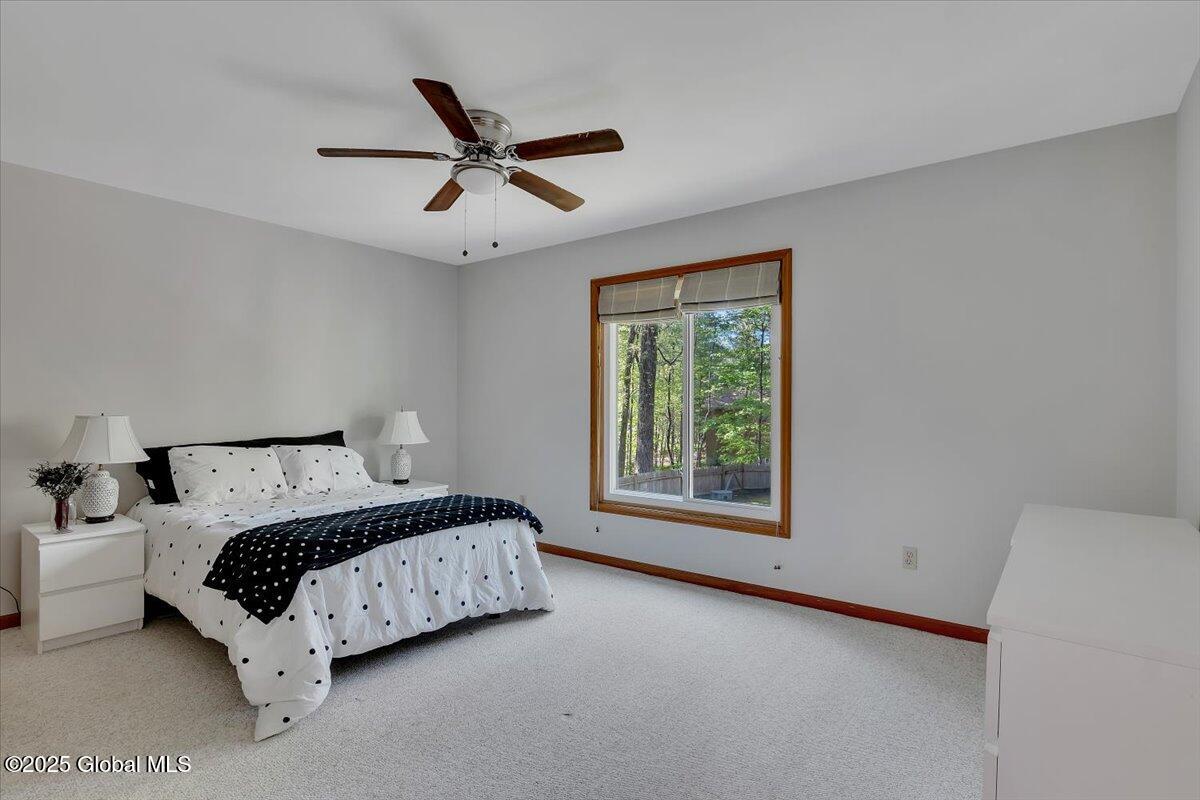 15 Westcrest Drive, Clifton Park, New York image 24