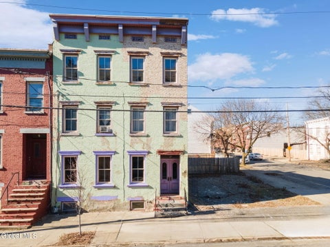 Multifamily For Sale - 73 Clinton Street<br/> Albany County, Albany, NY 12202