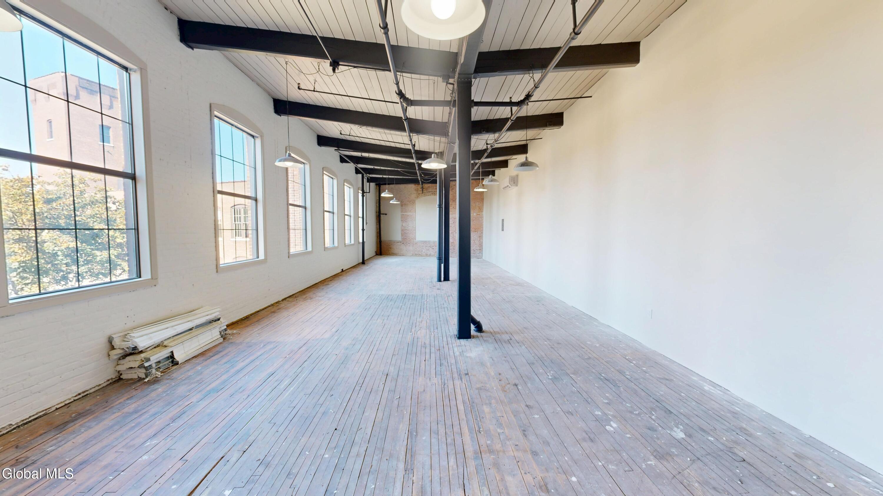 9-15 Broad Street Suite 402