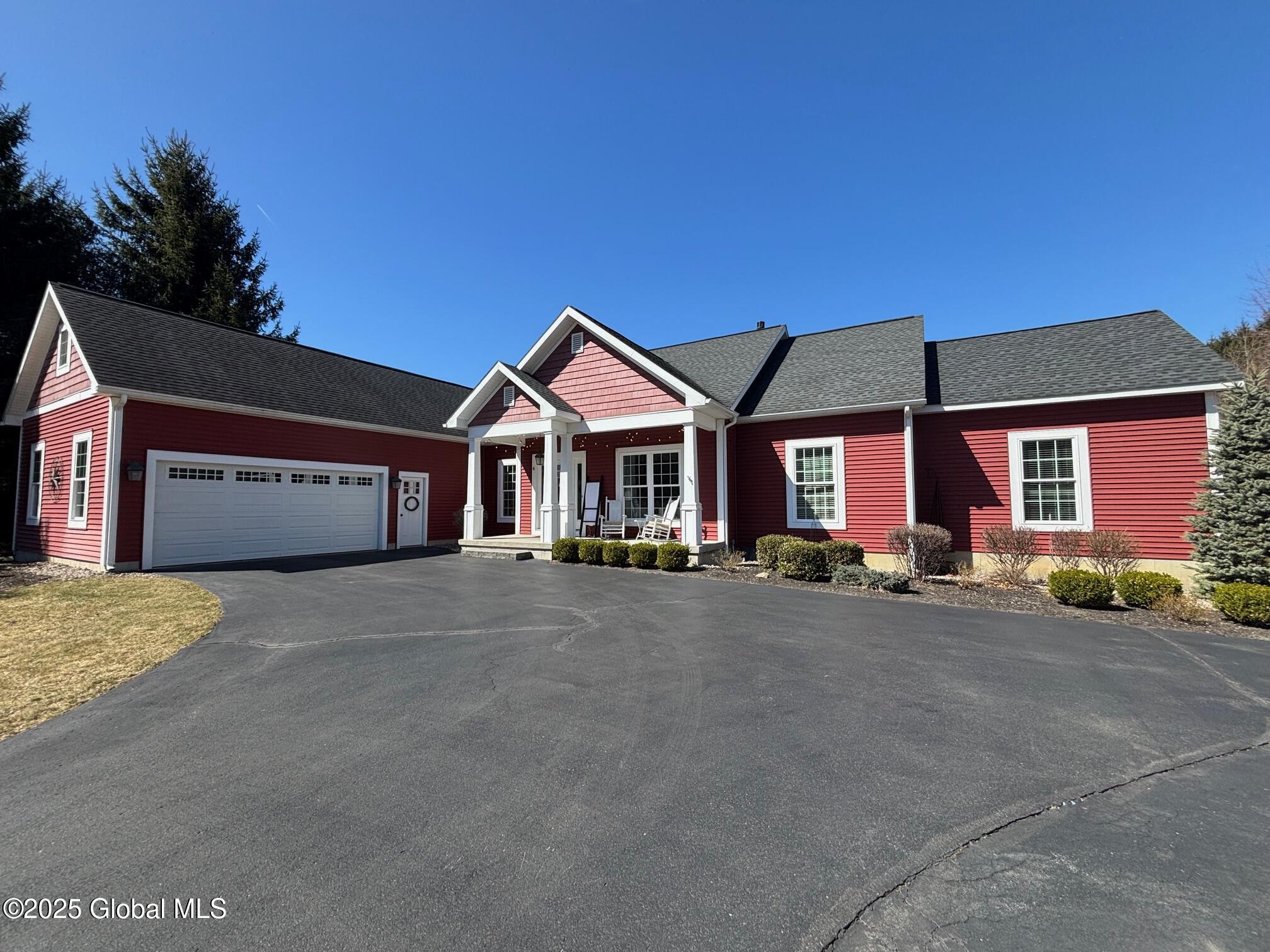 6 Balsam Way, Clifton Park, New York image 1