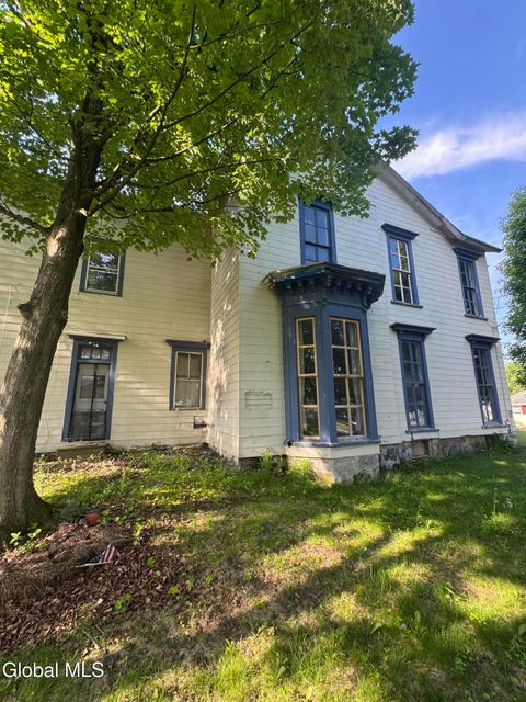 Homes For Sale - 1 Griffin Avenue<br/> Hoosick Falls, NY 12090