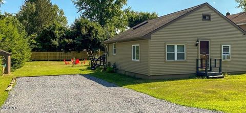 Photo of 10 Newark Street, Saratoga Springs, NY 12866 (MLS # 202529021)