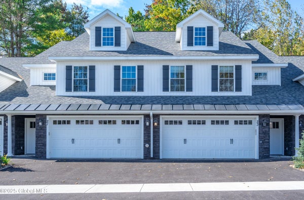 35 CARRIAGE RD, DELMAR, NY 12054 - Image c67a0cf866beffcbad571d331ceb722c/2668611289