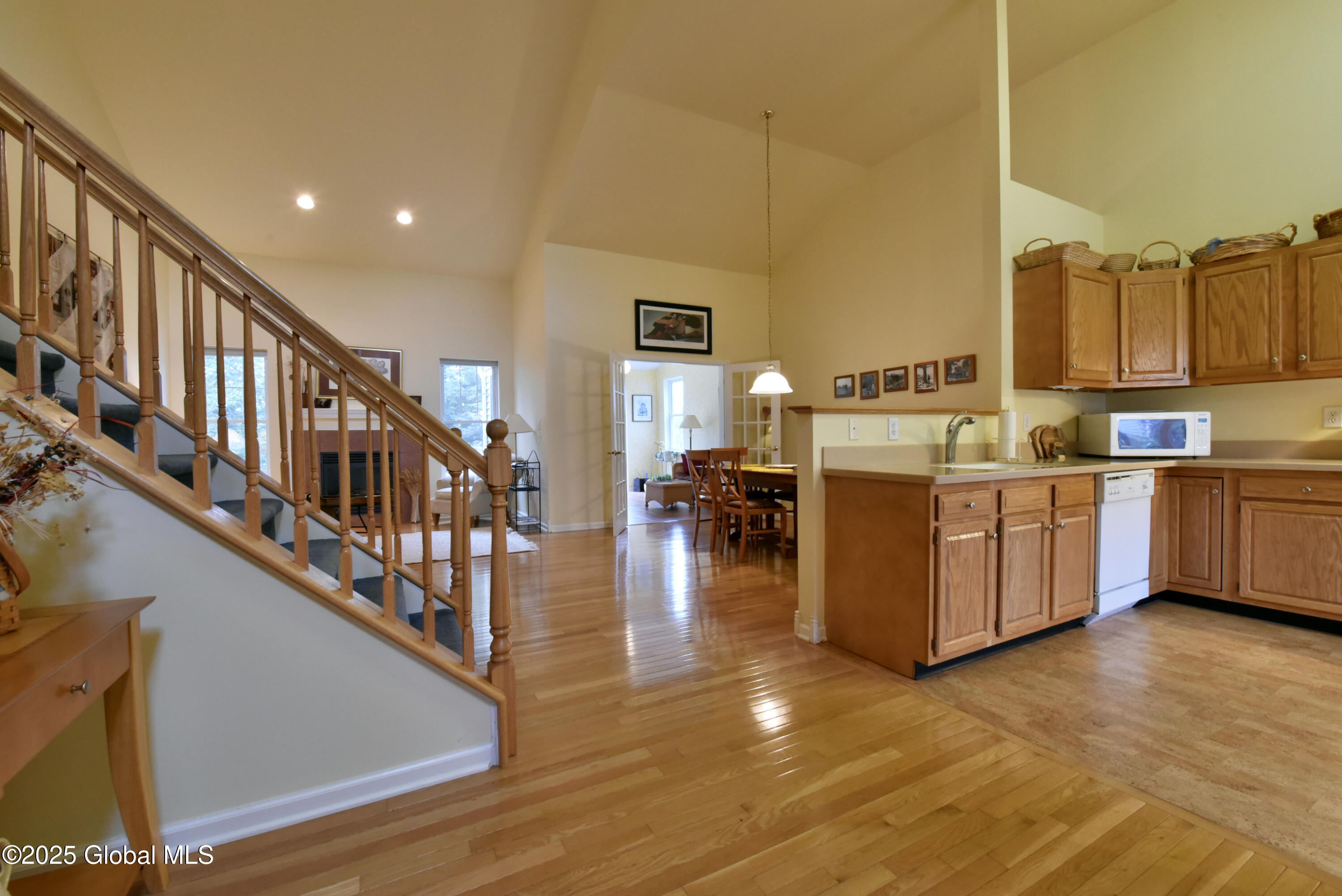 15 Kerry Court, Saratoga Springs, New York image 5