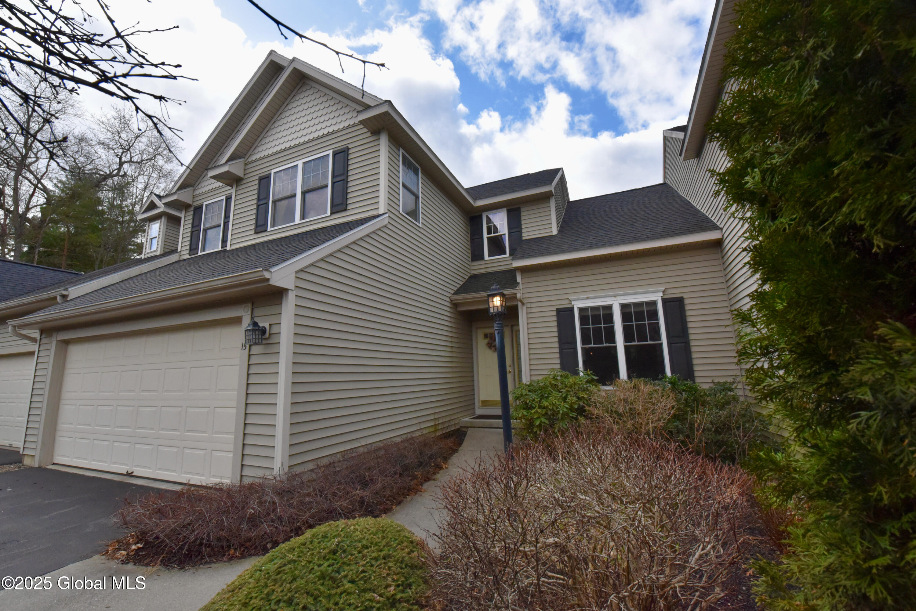15 Kerry Court, Saratoga Springs, New York image 3
