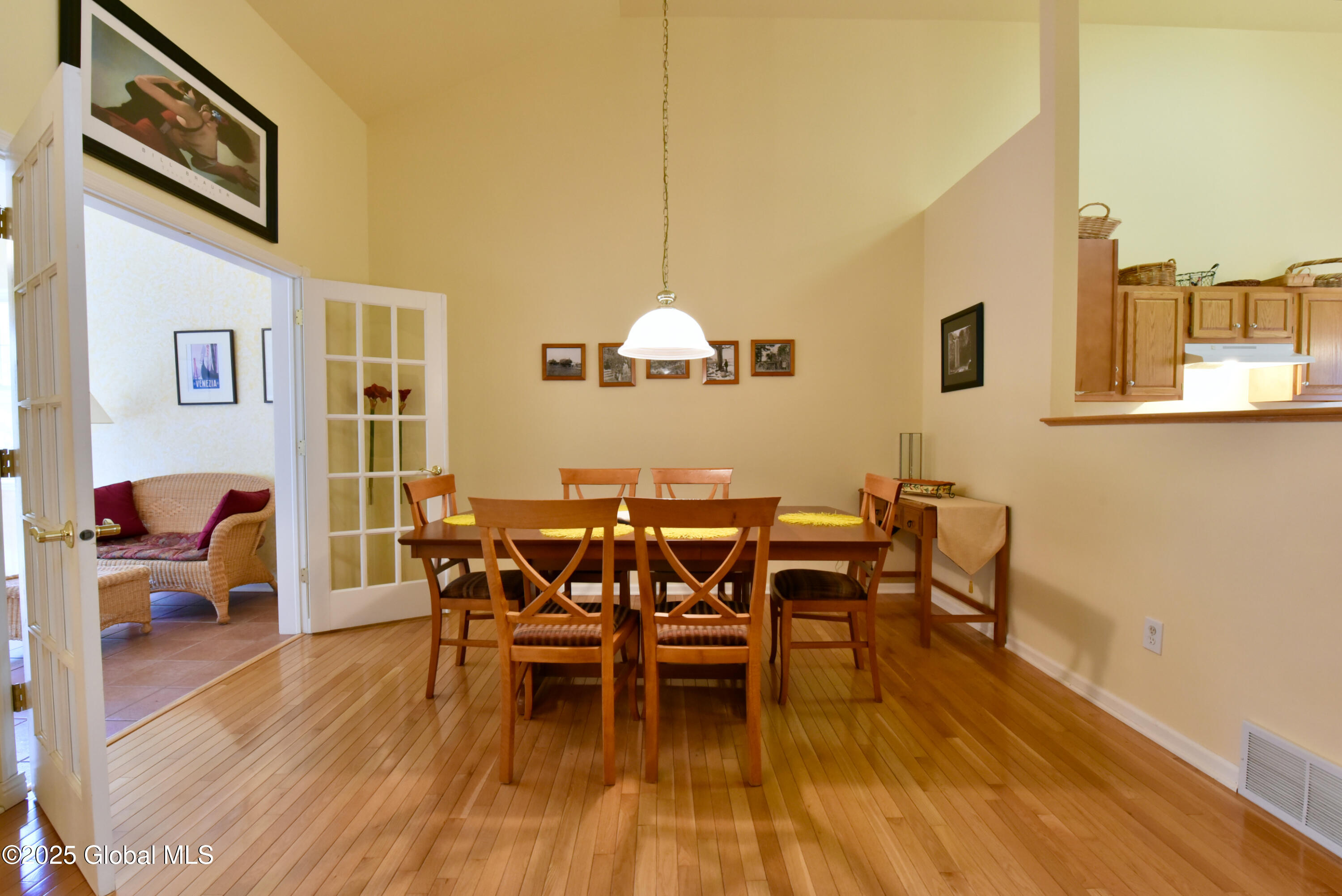15 Kerry Court, Saratoga Springs, New York image 9