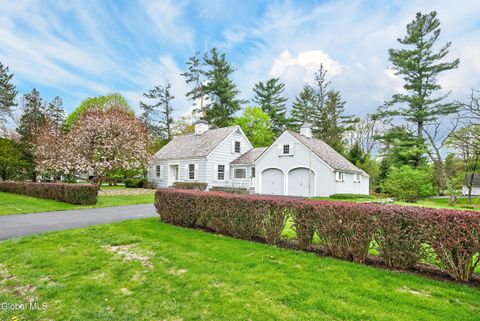 Photo of 2 N Helderberg Parkway, Slingerlands, NY 12159 (MLS # 202616264)