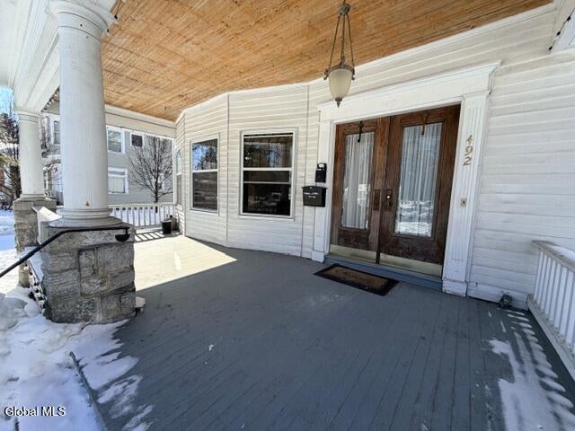 492 Glen Street B