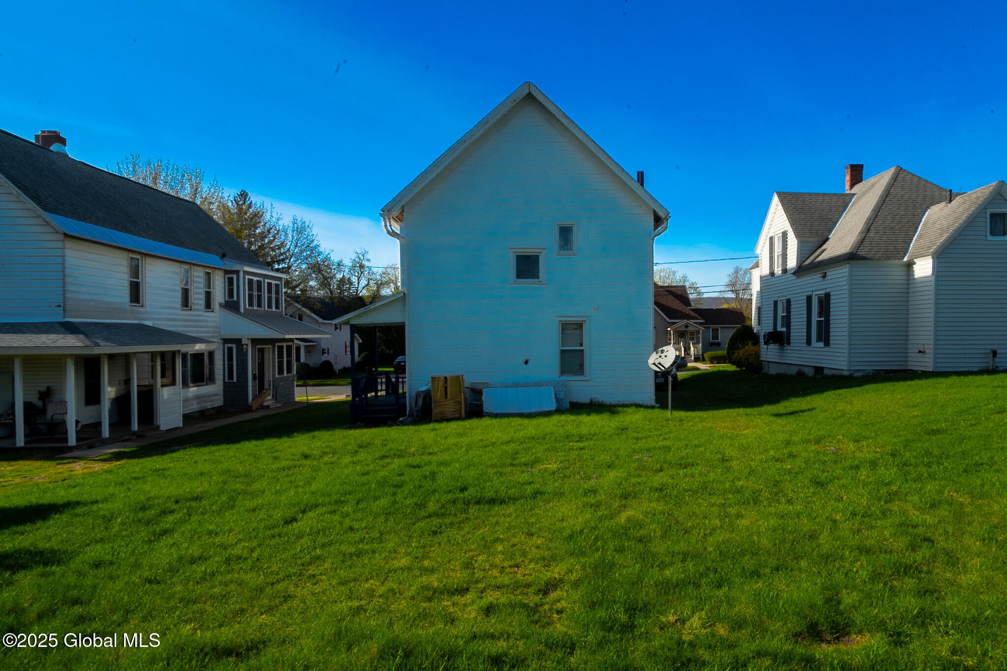 32 Walnut Street, Gloversville, New York image 11