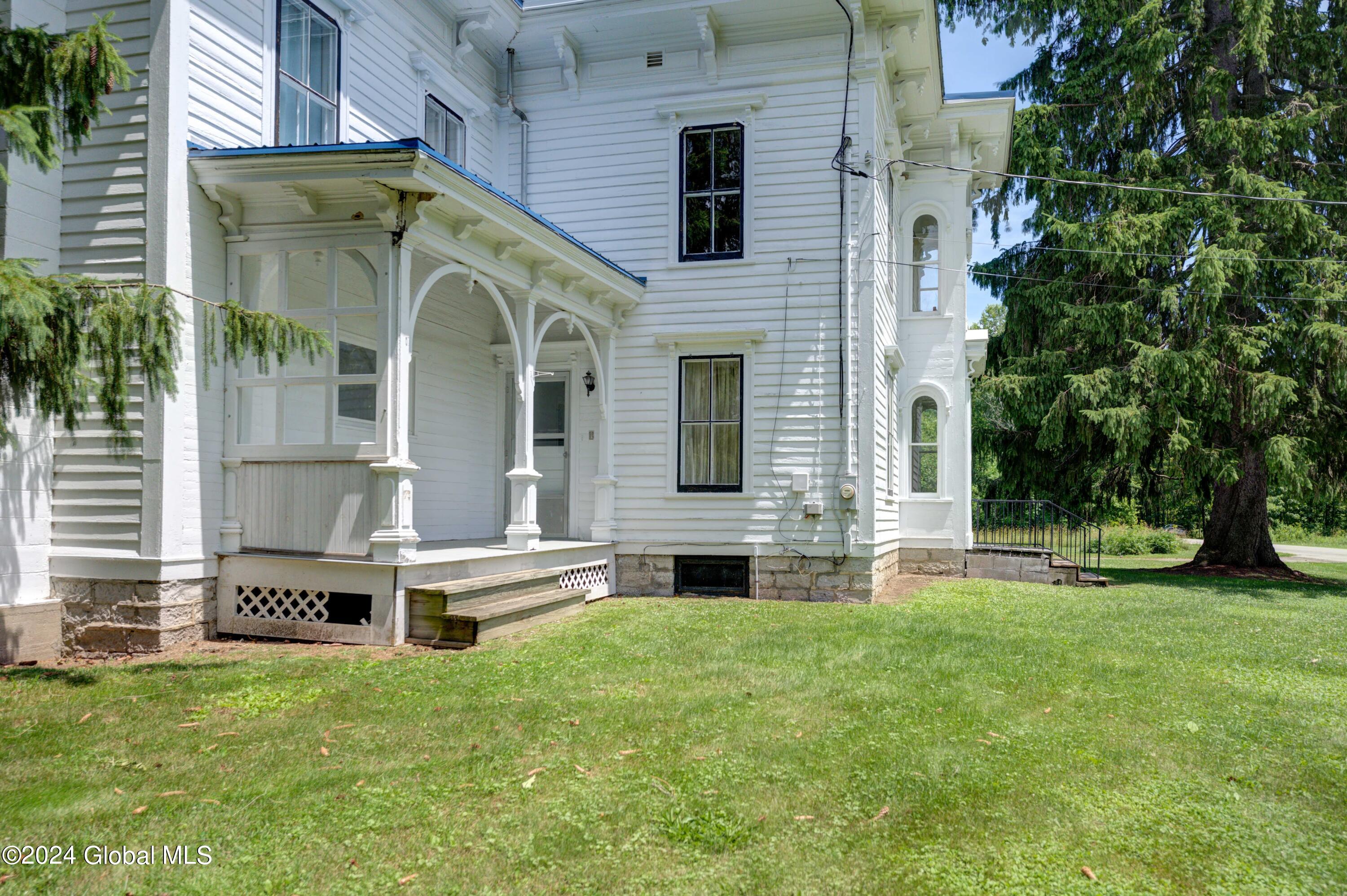 246 Vandeusenville Road, Canajoharie, New York image 3