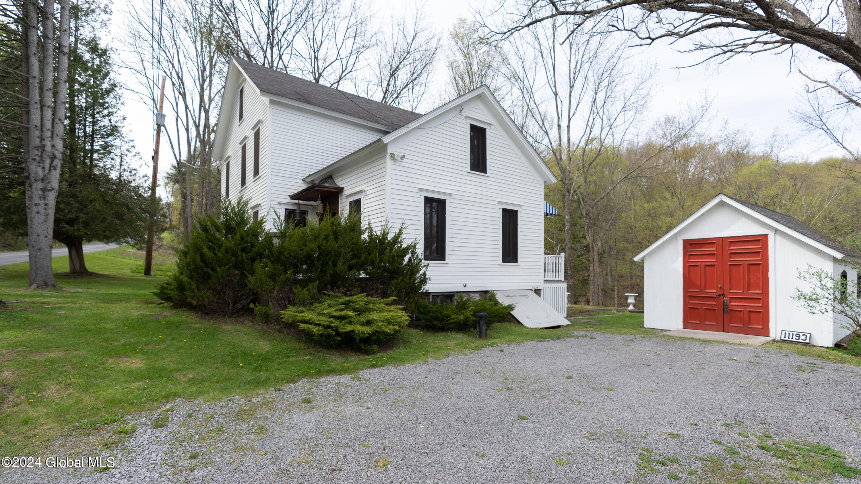 11193 Huey Road, Leonardsville, New York image 26